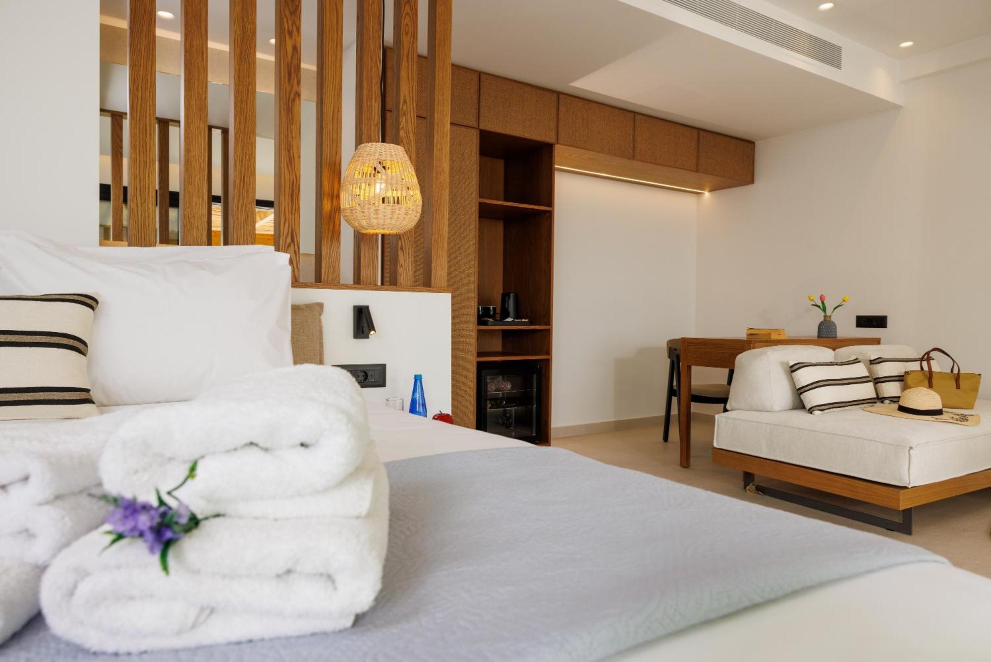 Deos Luxury Suites - Adults Only Hersonissos  Exterior foto